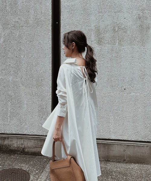 ACYM（アシーム）の「Back tie volumy シャツ（シャツ/ブラウス・レディース・ホワイト/ベージュ・FREE）」の15枚目の写真