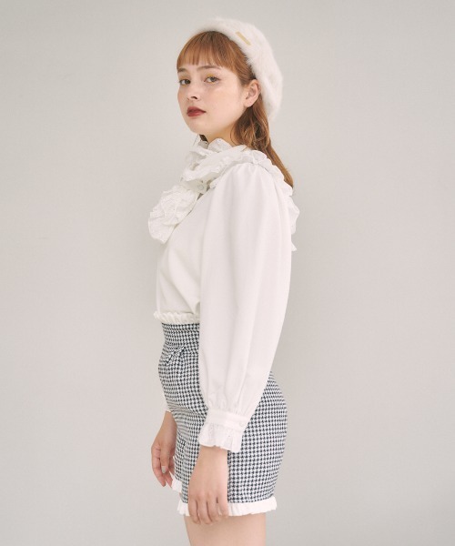 MIRO AMURETTE（ミロアミュレット）の「Retro modern scarf tie blouse（シャツ/ブラウス・レディース・ホワイト・FREE）」の5枚目の写真