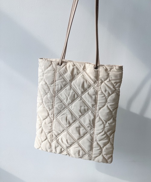 AS KNOW AS plus（アズノゥアズプラス）の「♪キルティング縦長トートバッグ（トートバッグ・レディース・ブラック/カーキ/アイボリー・FREE）」の22枚目の写真