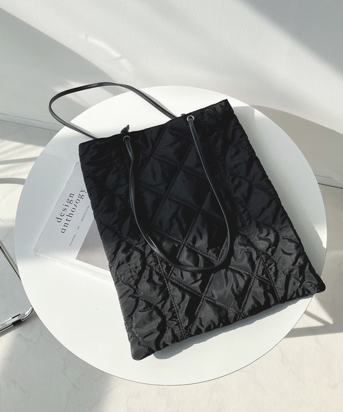 AS KNOW AS plus（アズノゥアズプラス）の「♪キルティング縦長トートバッグ（トートバッグ・レディース・ブラック/カーキ/アイボリー・FREE）」の17枚目の写真