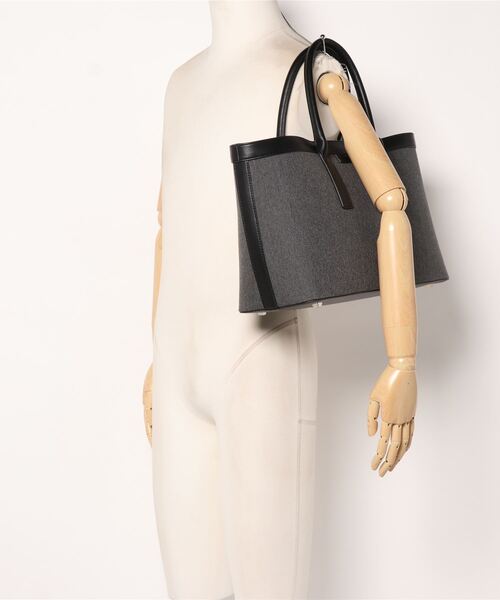 SMIR NASLI(サミールナスリ)の「ビスキートートバッグ/A4対応(トートバッグ・レディース・レッド/ブラック/グレー/ベージュ/グリーン・9)」の14枚目の写真