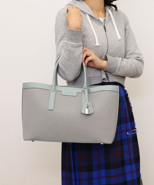 SMIR NASLI(サミールナスリ)の「ビスキートートバッグ/A4対応(トートバッグ・レディース・レッド/ブラック/グレー/ベージュ/グリーン・9)」の3枚目の写真