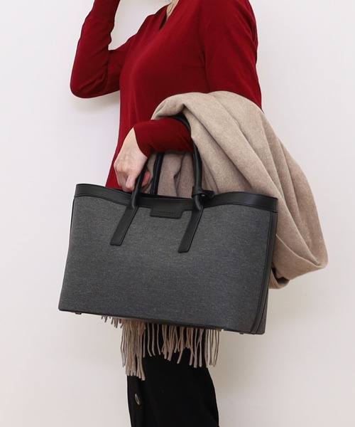 SMIR NASLI(サミールナスリ)の「ビスキートートバッグ/A4対応(トートバッグ・レディース・レッド/ブラック/グレー/ベージュ/グリーン・9)」の2枚目の写真