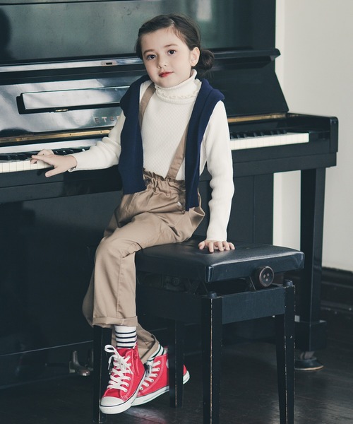 BRANSHES（ブランシェス）の「【2way】サスペンダー付きロングパンツ（チノパンツ・キッズ・キャメル/ブラック・110/100/140/150/130/120）」の3枚目の写真