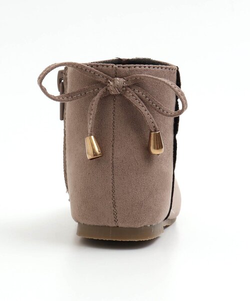 apres les cours（アプレレクール）の「スカラップリボンブーツ（ブーツ・キッズ・ベージュ/ブラウン・15 /20/18/17/19/14/16）」の17枚目の写真