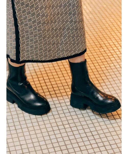 AMERICAN HOLIC(アメリカンホリック)の「ボリュームソールチェルシーブーツ(ブーツ・レディース・ブラック/カーキ・S/M/L)」の8枚目の写真