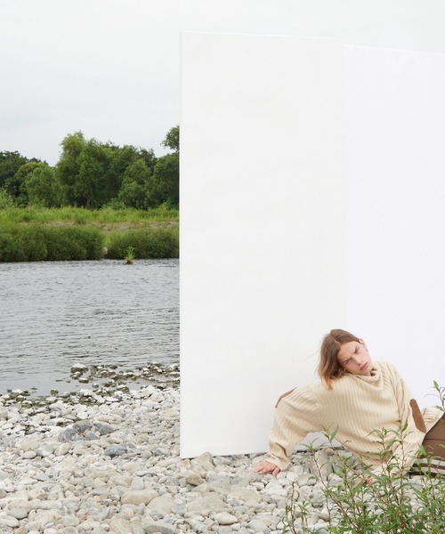 WONDER WONDER（ワンダーワンダー）の「エルボーパッチ ハイネックニット（ニット/セーター・メンズ・ベージュ/グリーン/ダークグレー・M/L）」の14枚目の写真