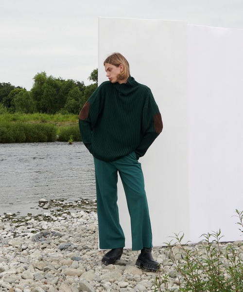 WONDER WONDER（ワンダーワンダー）の「エルボーパッチ ハイネックニット（ニット/セーター・メンズ・ベージュ/グリーン/ダークグレー・M/L）」の20枚目の写真