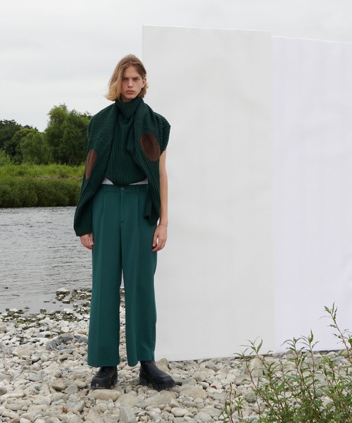 WONDER WONDER（ワンダーワンダー）の「エルボーパッチ ハイネックニット（ニット/セーター・メンズ・ベージュ/グリーン/ダークグレー・M/L）」の21枚目の写真