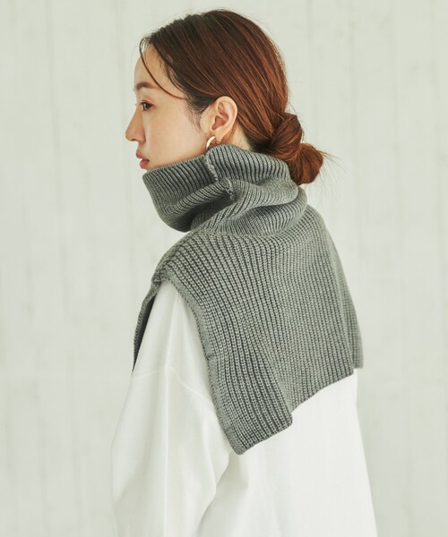 coen(コーエン)の「タートルニットスヌード(ネックウォーマー/スヌード・レディース・オフホワイト/グレー/ライム/ベージュ・FREE)」の8枚目の写真