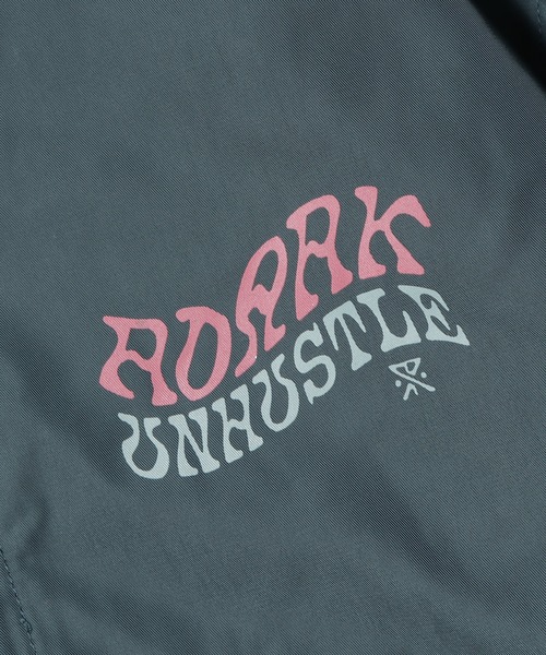 ROARK REVIVAL(ロアークリバイバル)の「ROARK REVIVAL/ロアークリバイバル "THE MESSENGER" COACHES JACKET コーチジャケット(ナイロンジャケット・メンズ・チャコール/サンドベージュ/ダークグリーン・XL/L/M)」の19枚目の写真