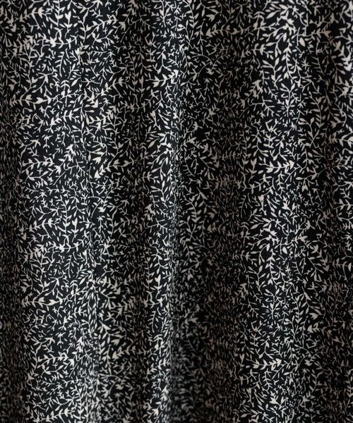 mysty woman（ミスティウーマン）の「マチフレアーエンパイアワンピース 170696（ワンピース・レディース・ブラック/ベージュ/ブラウン・FREE）」の22枚目の写真