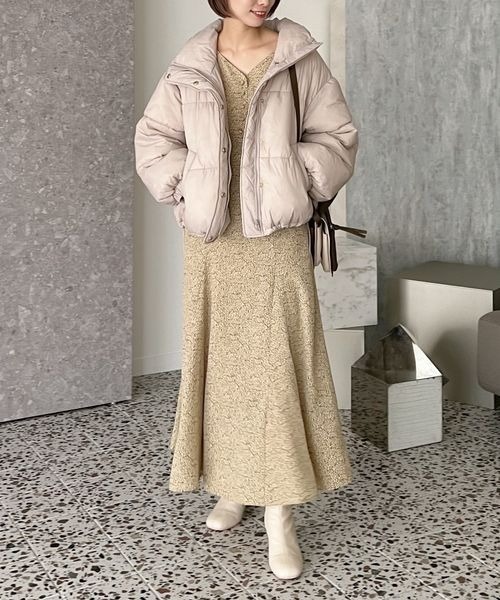 mysty woman（ミスティウーマン）の「マチフレアーエンパイアワンピース 170696（ワンピース・レディース・ブラック/ベージュ/ブラウン・FREE）」の9枚目の写真