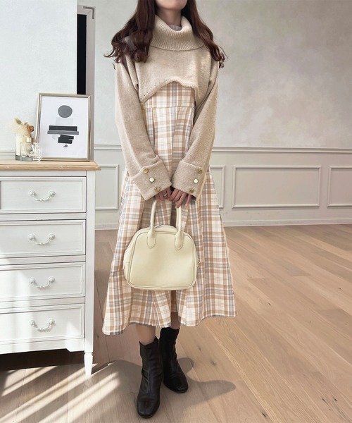 apres jour（アプレジュール）の「オフタートルショートニット【ZOZOTOWN限定アイテム】（ニット/セーター・レディース・アイボリー/ベージュ/ボルドー/ピンクベージュ・X-LARGE/フリー）」の19枚目の写真