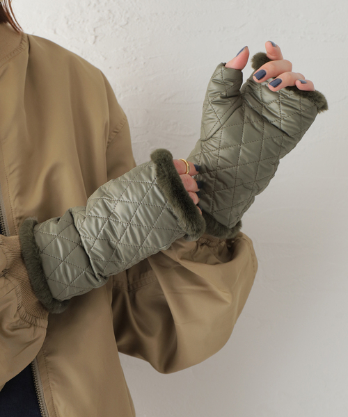 JOURNAL STANDARD（ジャーナルスタンダード）の「【ALPO/アルポ】キルティンググローブ（手袋・レディース・カーキ/ブラック・FREE）」の13枚目の写真