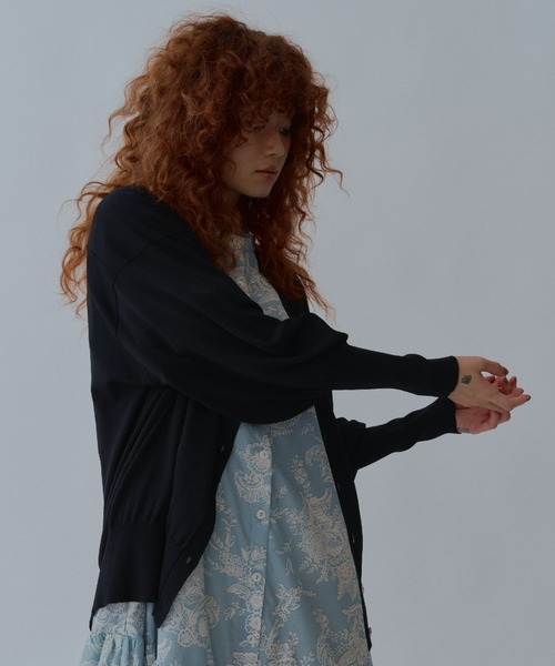 manana suerte（マニャーナスエルテ）の「ロングリブカラーカーディガン（カーディガン/ボレロ・レディース・パープル/グレー/ミント/ブラック/グリーン/オレンジ・FREE）」の11枚目の写真