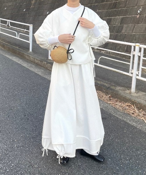 CAROLINA GLASER（カロリナ グレイサー）の「Aya × CAROLINA GLASER / リボンバルーン スカート（スカート・レディース・ブラック/ホワイト・SMALL/MEDIUM）」の4枚目の写真