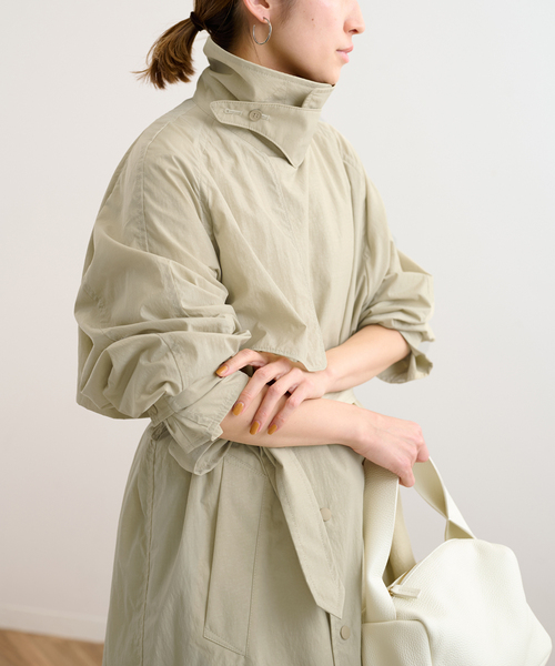 FRAMeWORK(フレームワーク)の「撥水ナイロントレンチコート(トレンチコート・レディース・ブラック/ベージュ・36/38)」の5枚目の写真