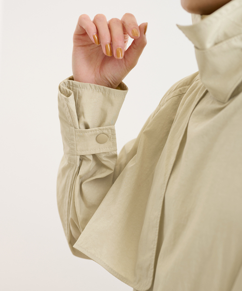 FRAMeWORK(フレームワーク)の「撥水ナイロントレンチコート(トレンチコート・レディース・ブラック/ベージュ・36/38)」の6枚目の写真