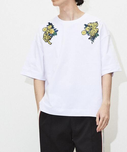 CONVERSE TOKYO（コンバーストウキョウ）の「虎刺繍Tシャツ（T