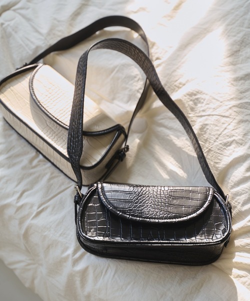 UNE MANSION(ユヌマンション)の「クロコバッグ(BLACK)(ハンドバッグ・レディース・ブラック・ONE SIZE)」の9枚目の写真