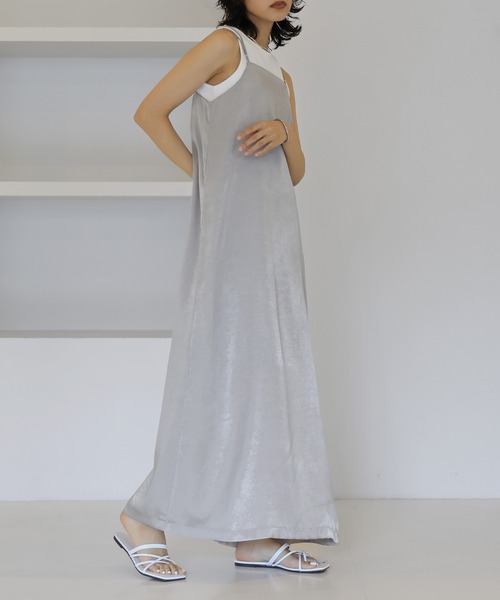 hellam（へラム）の「バッククロス サテンキャミワンピ（ワンピース・レディース・ブラック/グレイッシュベージュ・FREE）」の16枚目の写真