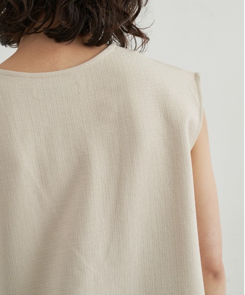 Aunt Marie's（アントマリーズ）の「リネンライクＶネックジレ / SETUP対応（ベスト・レディース・ブラック/チャコールグレー/ベージュ・FREE）」の6枚目の写真