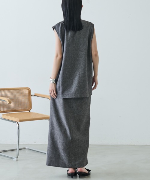 Aunt Marie's（アントマリーズ）の「リネンライクＶネックジレ / SETUP対応（ベスト・レディース・ブラック/チャコールグレー/ベージュ・FREE）」の21枚目の写真