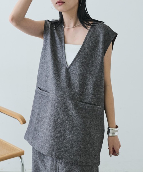 Aunt Marie's（アントマリーズ）の「リネンライクＶネックジレ / SETUP対応（ベスト・レディース・ブラック/チャコールグレー/ベージュ・FREE）」の14枚目の写真