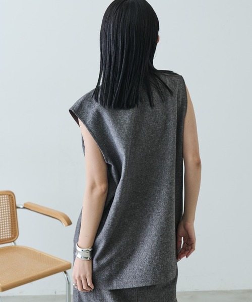 Aunt Marie's（アントマリーズ）の「リネンライクＶネックジレ / SETUP対応（ベスト・レディース・ブラック/チャコールグレー/ベージュ・FREE）」の18枚目の写真