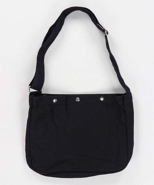 SPINNS（スピンズ）の「3ボタンキャンパスショルダーバッグ（ショルダーバッグ・メンズ・ブラウン/ブラック/オフホワイト・ONESIZE）」の14枚目の写真