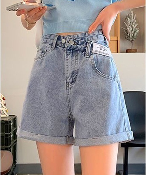 gossip!ロサンゼルス(ゴシップロサンゼルス)の「ハイウェストショートデニムパンツ(デニムパンツ・レディース・ブラック/ライトブルー・S/M/L)」の20枚目の写真