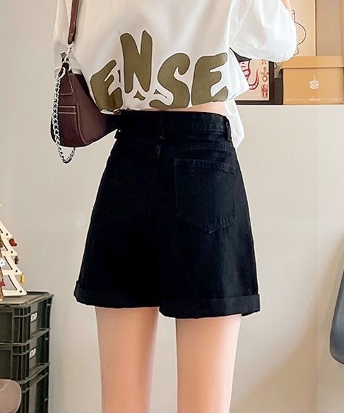 gossip!ロサンゼルス(ゴシップロサンゼルス)の「ハイウェストショートデニムパンツ(デニムパンツ・レディース・ブラック/ライトブルー・S/M/L)」の10枚目の写真