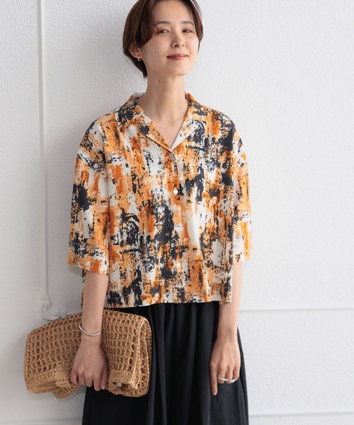 LEPSIM(レプシィム)の「開襟ショート柄5分袖シャツ 904675(シャツ/ブラウス・レディース・ベージュ/オレンジ/グリーン・FREE)」の1枚目の写真