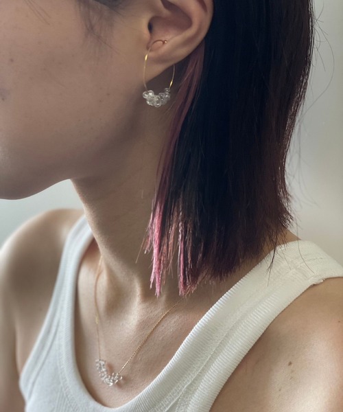 PAS TIERRA（パティエラ）の「PAS TIERRA(パティエラ)/【Lien】ツイングラスハーフカフ（イヤーカフ・レディース・ゴールド・FREE）」の4枚目の写真