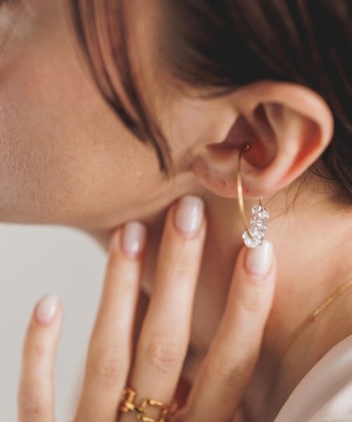 PAS TIERRA（パティエラ）の「PAS TIERRA(パティエラ)/【Lien】ツイングラスハーフカフ（イヤーカフ・レディース・ゴールド・FREE）」の10枚目の写真