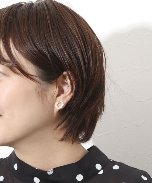 NOLLEY’S(ノーリーズ)の「ミニパールサークルイヤリング(イヤリング・レディース・オフホワイト・FREE)」の2枚目の写真