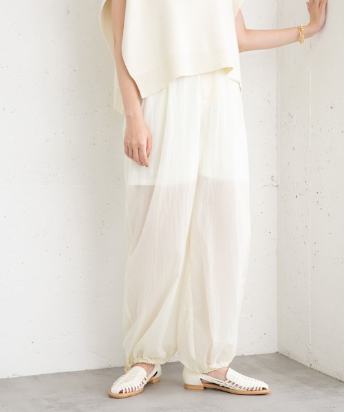 KBF（ケイビーエフ）の「シアードロストヘムパンツ（その他パンツ・レディース・アイボリー/レッド系その他・ONE）」の12枚目の写真