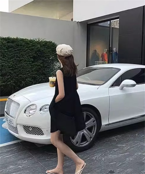 Ritzy(リッツィー)の「ノースリーブ オールインワン ワンピース(サロペット/オーバーオール・レディース・ベージュ/ブラック・M/L)」の8枚目の写真