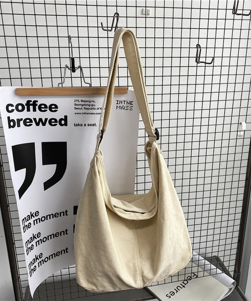 Lilamusant(リラミュゾン)の「/Lilamusant(リラミュゾン)/ニュースペーパーバッグ コットン キャンバス ヴィンテージ ショルダー(ショルダーバッグ・レディース・ブラック/ナチュラル/グリーン/レッド/グレー/カモフラージュ/イエロー系その他/ブルー/インディゴブルー/グリーン系その他・FREE)」の12枚目の写真
