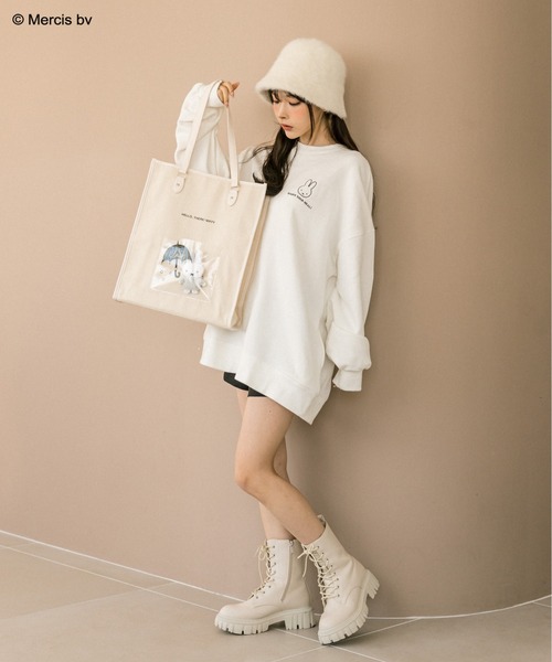 Miffy（ ミッフィー）の「miffyチャーム付きトートバッグ　1032180030（トートバッグ・レディース・ライトグレー/ブラウン・FREE）」の4枚目の写真