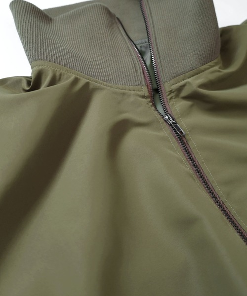 andme（アンドミー）の「ボリューム袖2wayスタンドカラーコート（その他アウター・レディース・ブラック/アイボリー/カーキ・M）」の16枚目の写真