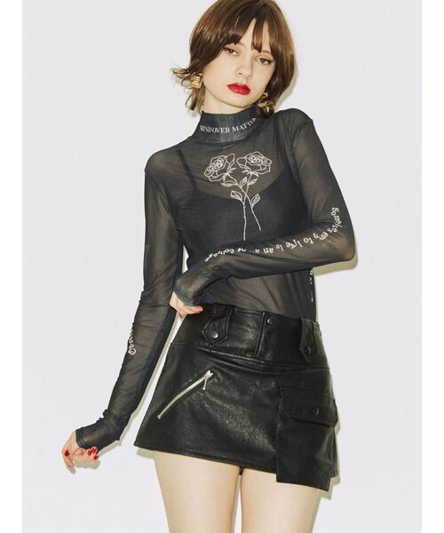 jouetie(ジュエティ)の「tattooシアートップス(Tシャツ/カットソー・レディース・ブラック/ベージュ/ブルー・MEDIUM)」の15枚目の写真