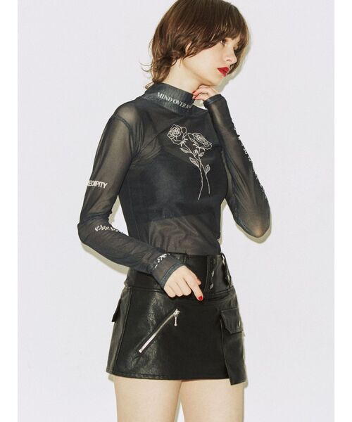 jouetie(ジュエティ)の「tattooシアートップス(Tシャツ/カットソー・レディース・ブラック/ベージュ/ブルー・MEDIUM)」の10枚目の写真