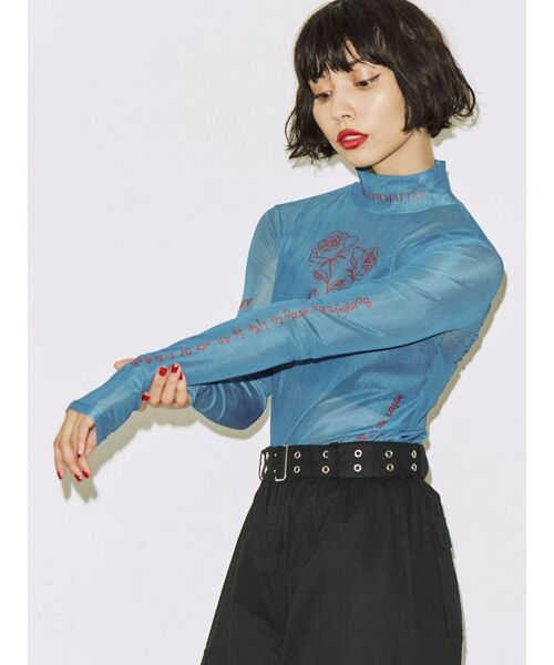 jouetie(ジュエティ)の「tattooシアートップス(Tシャツ/カットソー・レディース・ブラック/ベージュ/ブルー・MEDIUM)」の6枚目の写真