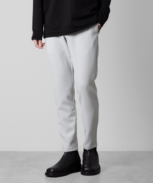 ATTACHMENT(アタッチメント)の「PE ストレッチダブルクロス ナロートラウザーズ / PE STRETCH DOUBLE CLOTH NARROW TROUSERS(スラックス・メンズ・ブラック/ライトグレー/ネイビー・1/3/2/4)」の3枚目の写真