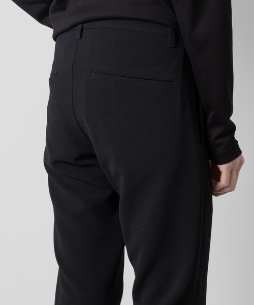 ATTACHMENT(アタッチメント)の「PE ストレッチダブルクロス ナロートラウザーズ / PE STRETCH DOUBLE CLOTH NARROW TROUSERS(スラックス・メンズ・ブラック/ライトグレー/ネイビー・1/3/2/4)」の5枚目の写真