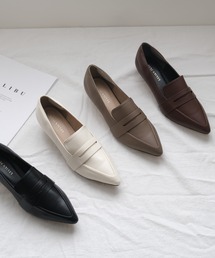 AmiAmi（アミアミ）の「ポインテッドトゥ ローファーパンプス（パンプス・レディース）」