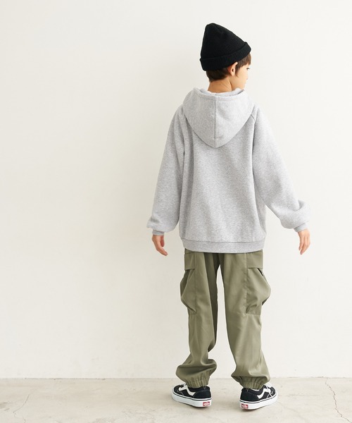 coca(coca)(コカ)の「キッズ 親子お揃いふわりーコクーンラグランパーカー(パーカー・キッズ・ダークブラウン/グレー/ブラック・110/120/130/140)」の6枚目の写真
