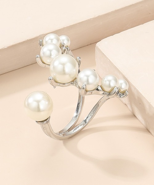 crafty(クラフティー)の「パールデコレーションリング(リング・レディース・シルバー・FREE)」の4枚目の写真